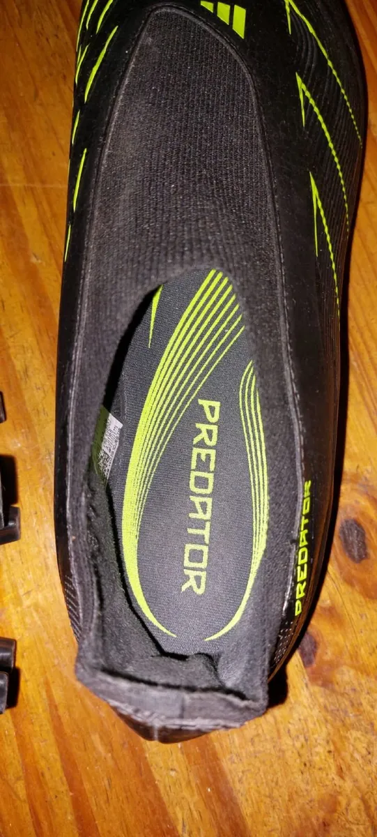 Soccer/football boots - Image 3