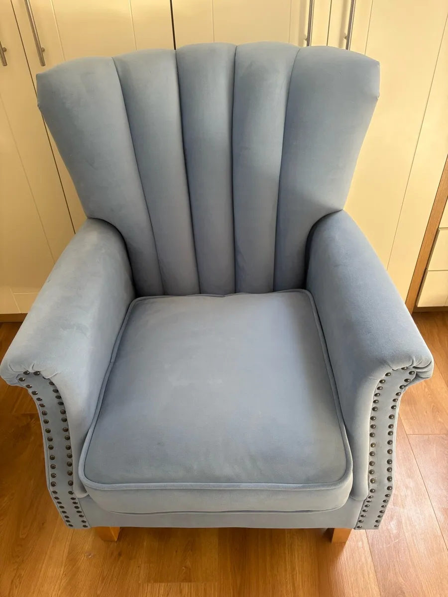Armchair - Image 2