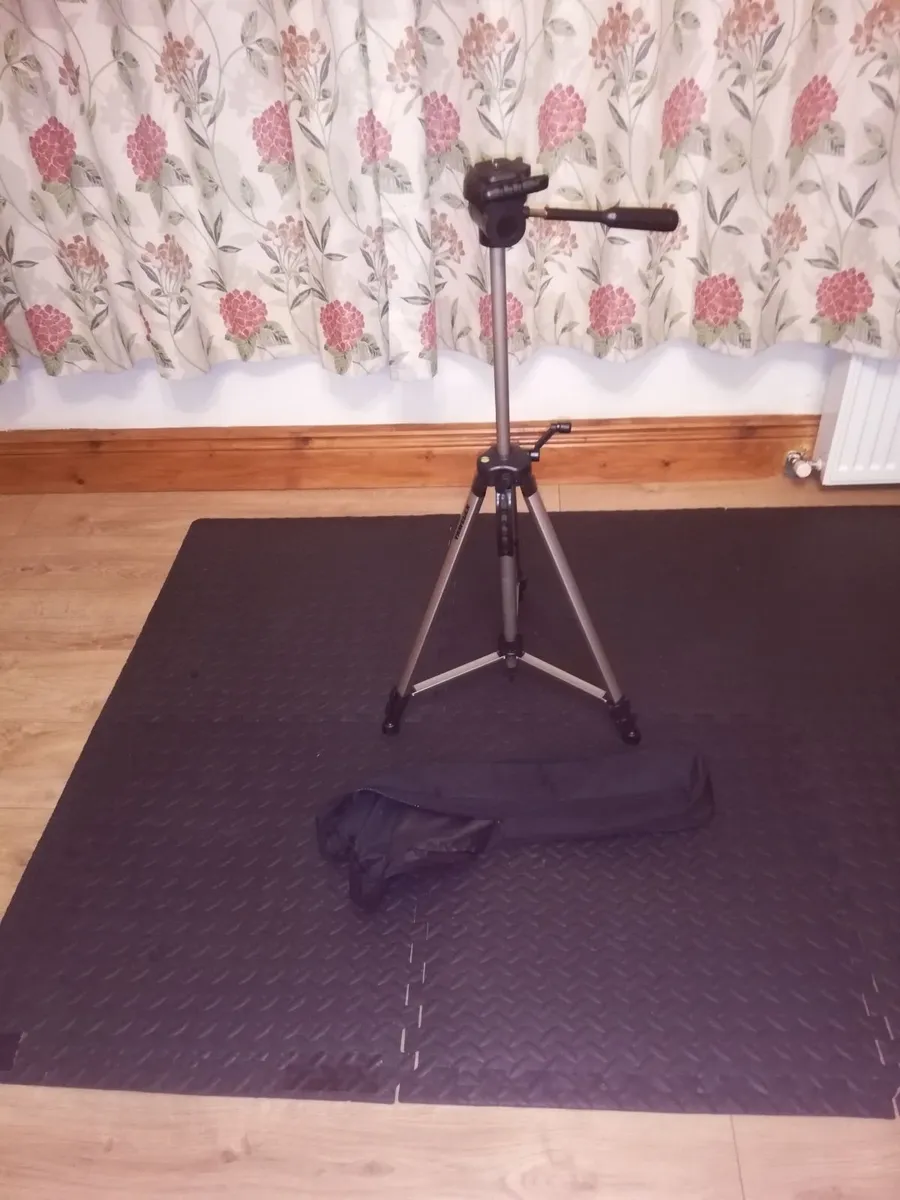 Camera Equipment - Image 2