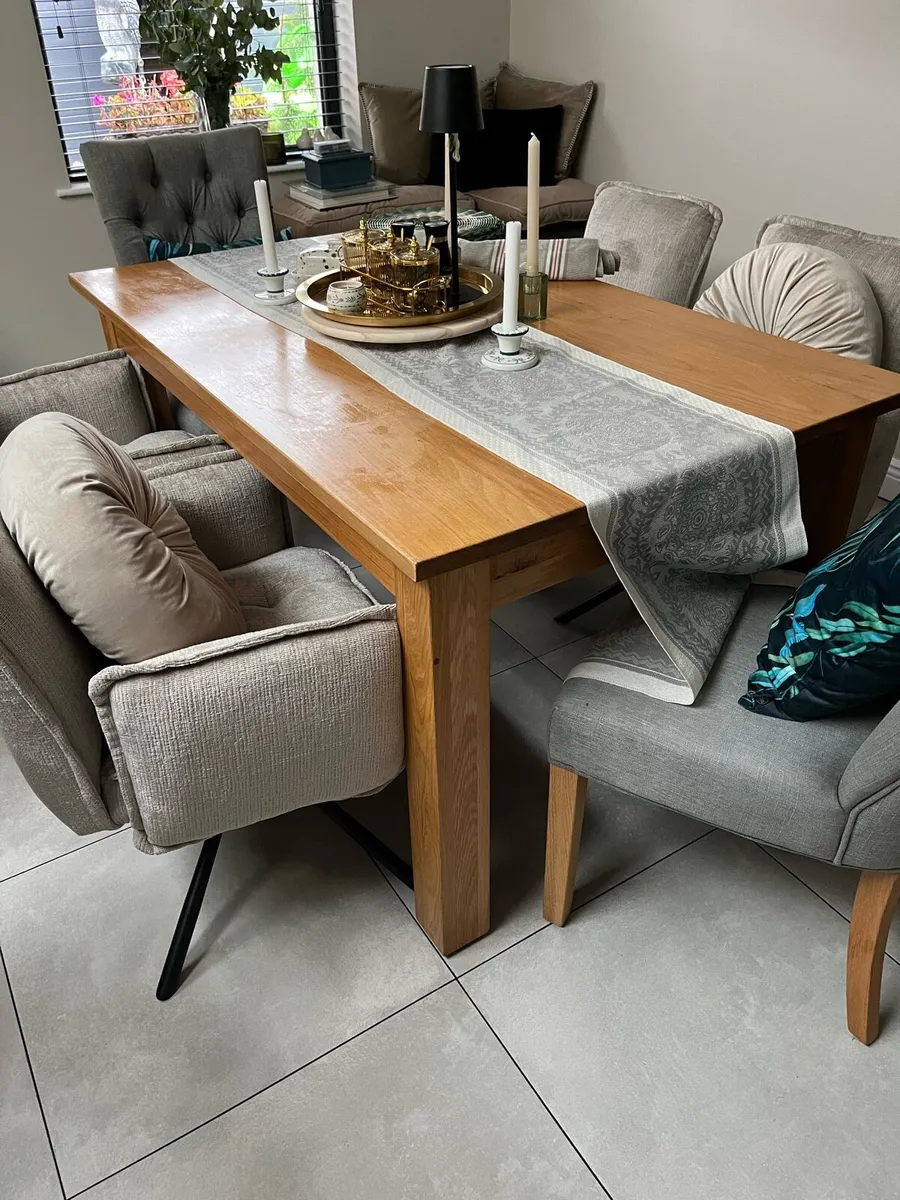 Kitchen table - Image 2