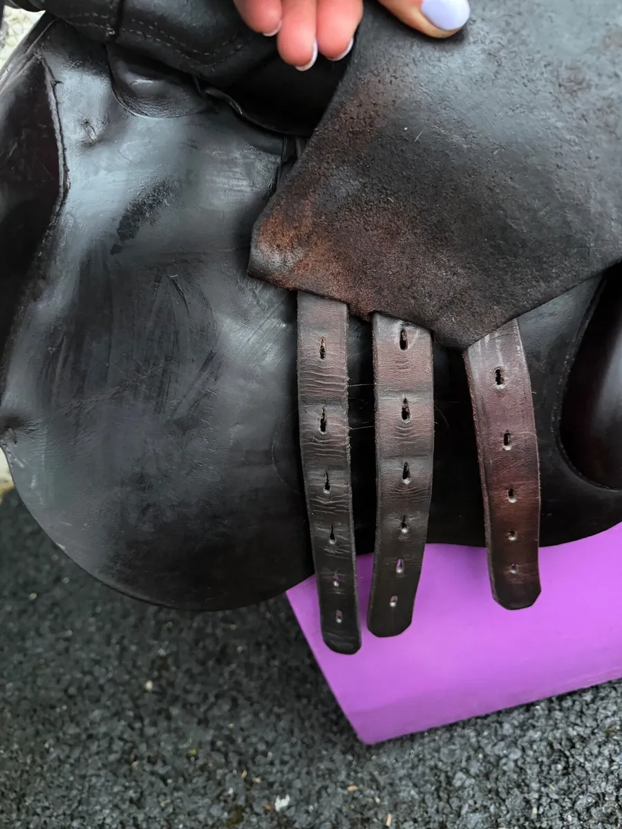 17” Prestige Paris Classic Saddle - Image 4