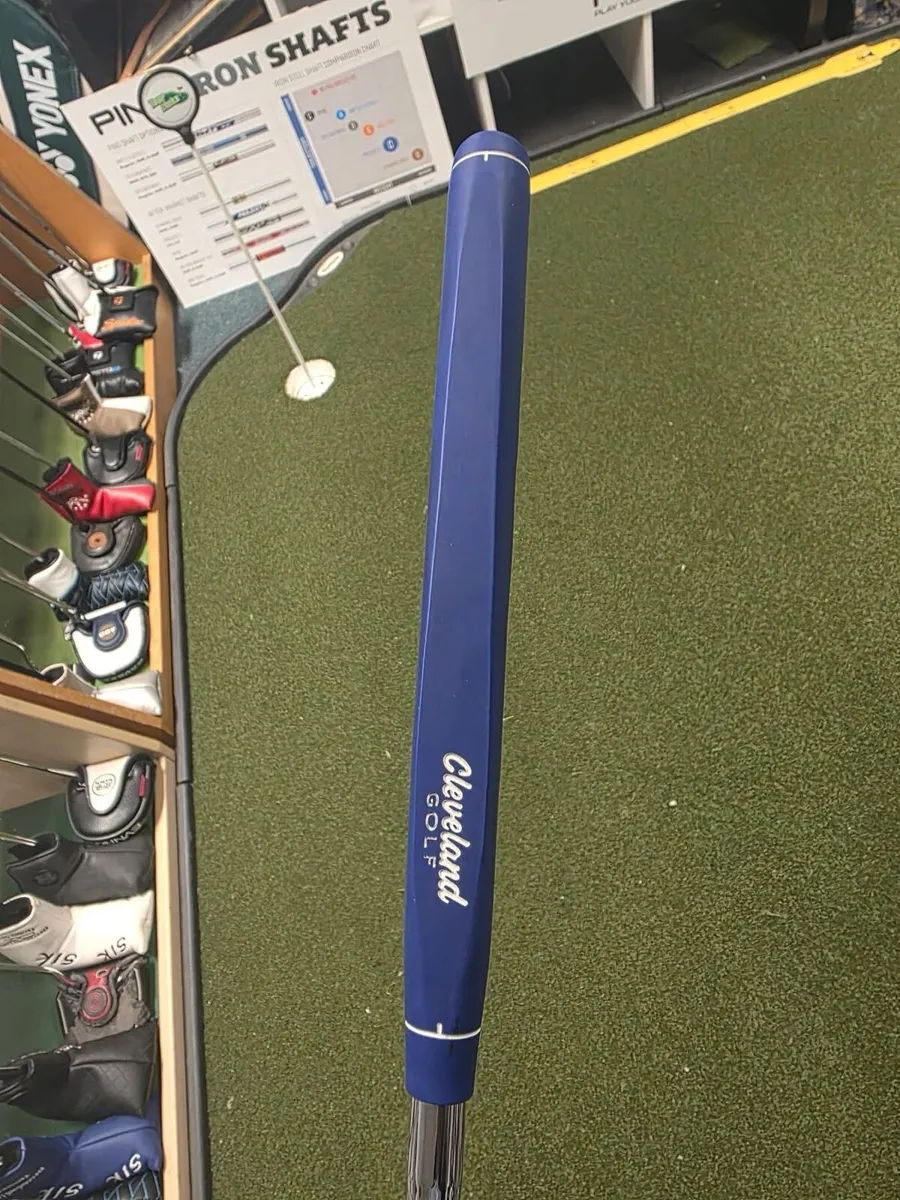 Cleveland Huntingdon Beach Soft Putter - Image 4