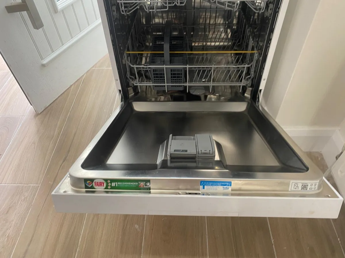 Beko Freestanding Dishwasher (Never Used) - Image 4
