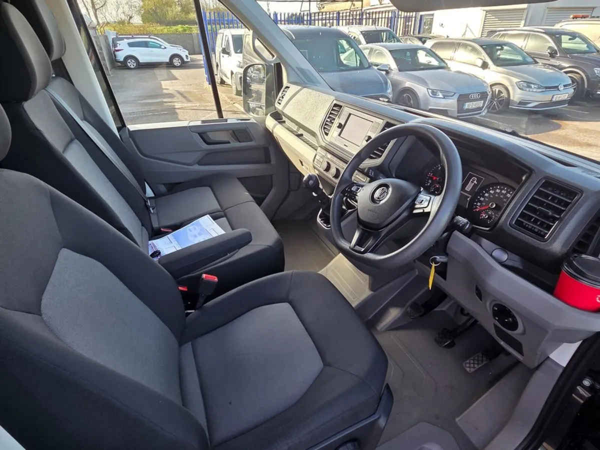 Volkswagen Crafter CR35 TDI L H/R P/V TRENDLINE - Image 3