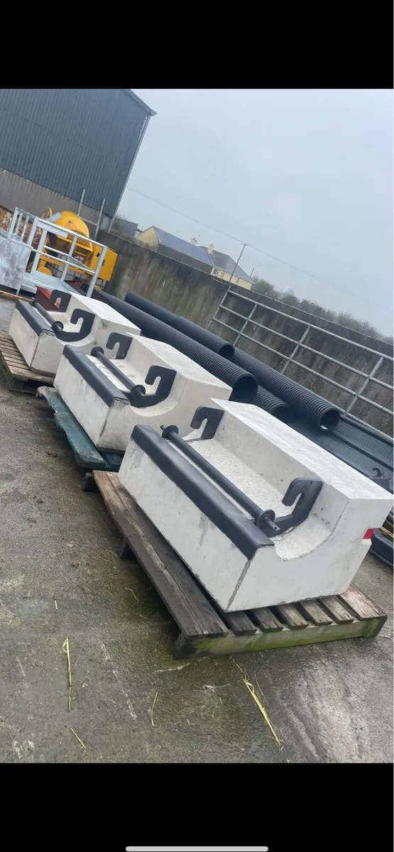 Tractor weight block - Image 1