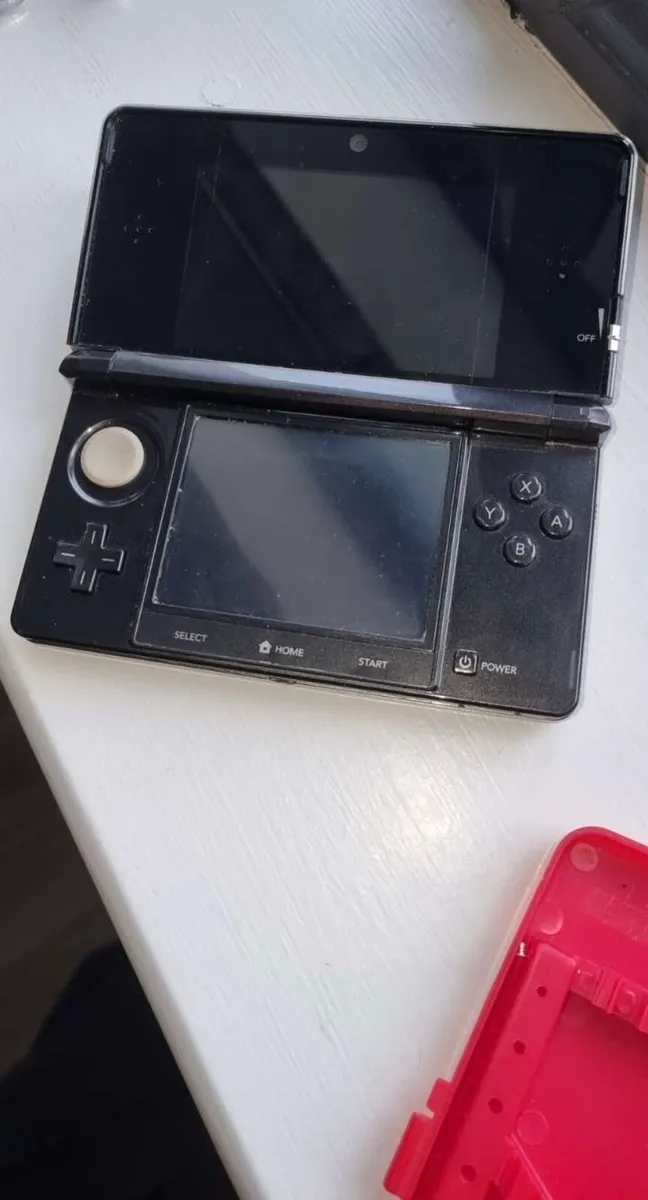 Nintendo 3DS- for parts and repair - Image 1