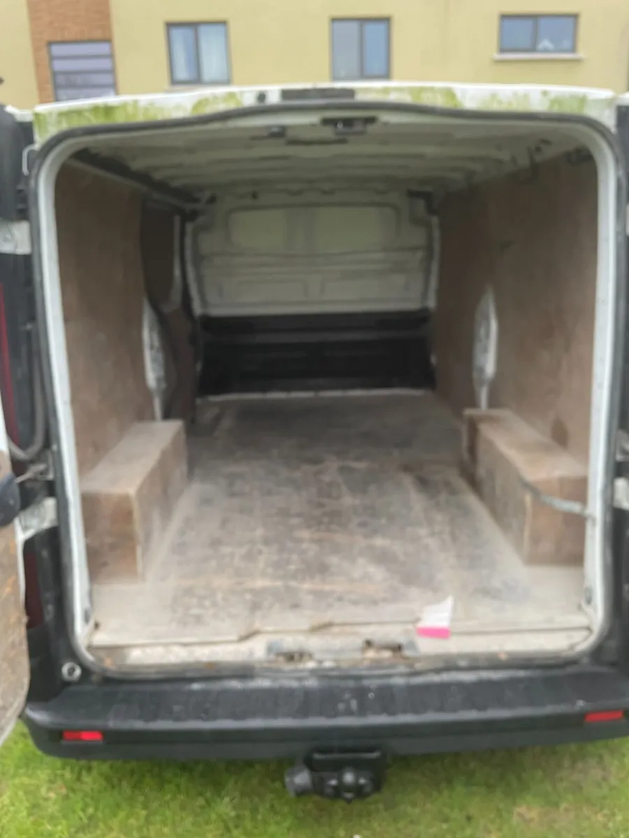 Man and van - Image 1