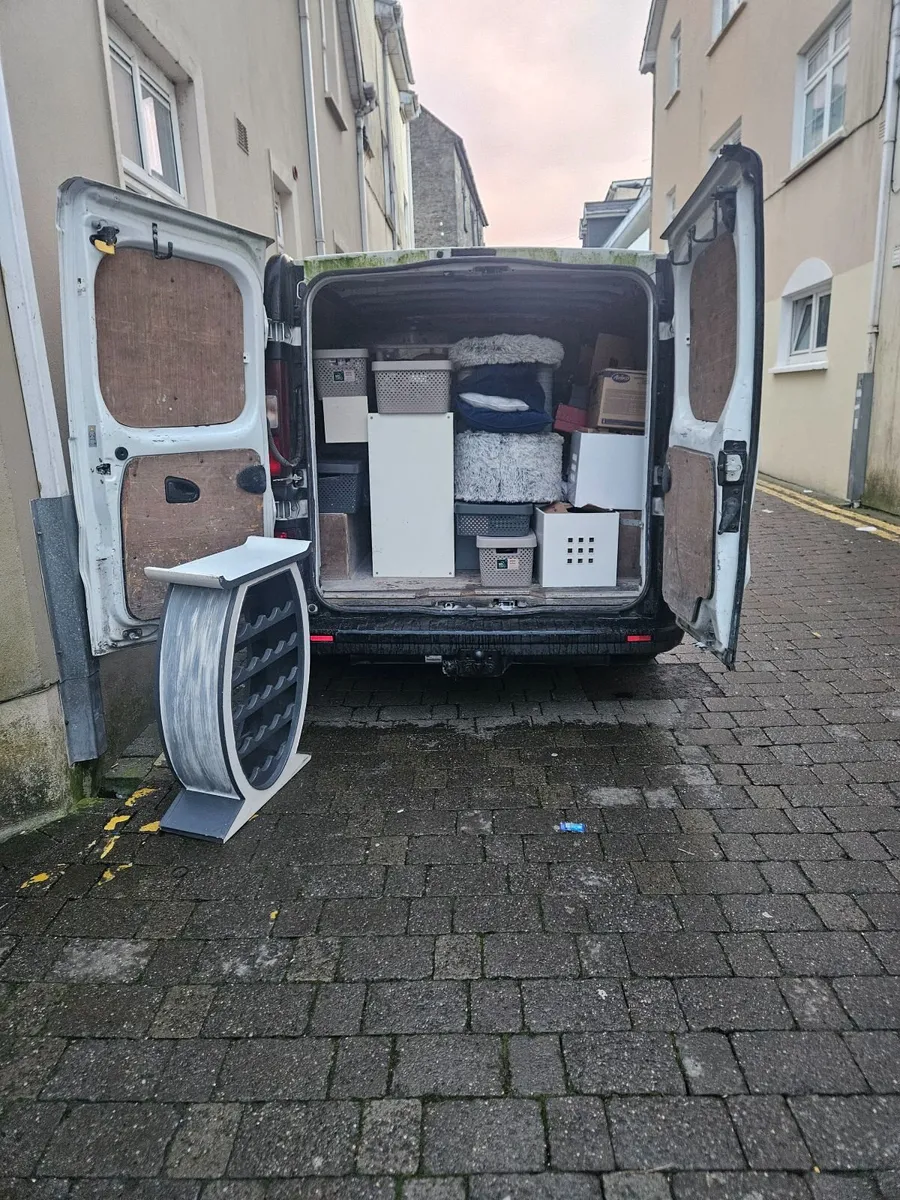 Man and van - Image 2