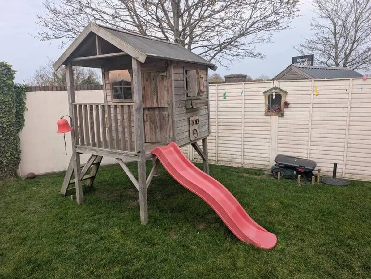 Prestige garden playhouse - Image 1