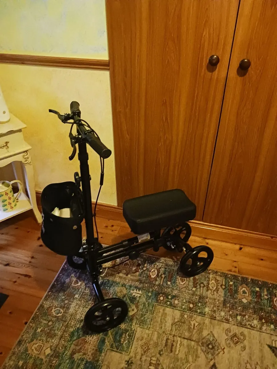 Knee scooter - Image 2