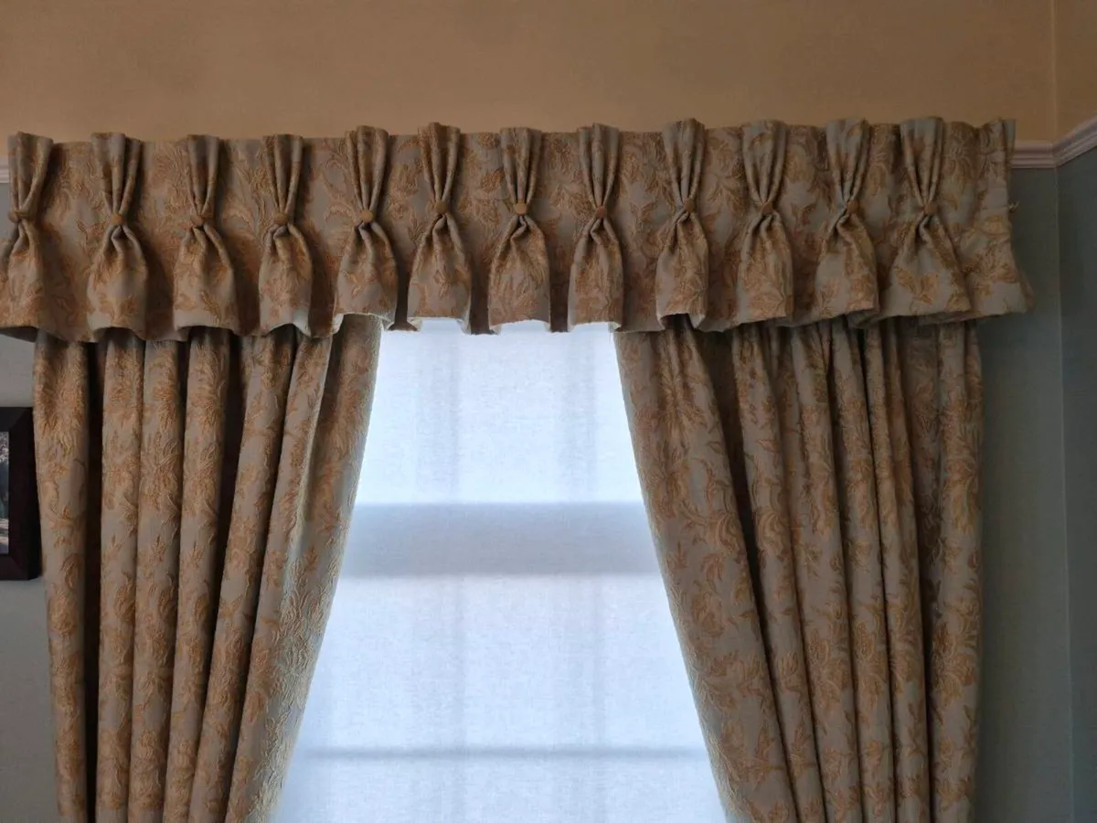 Curtin track rail - Image 2