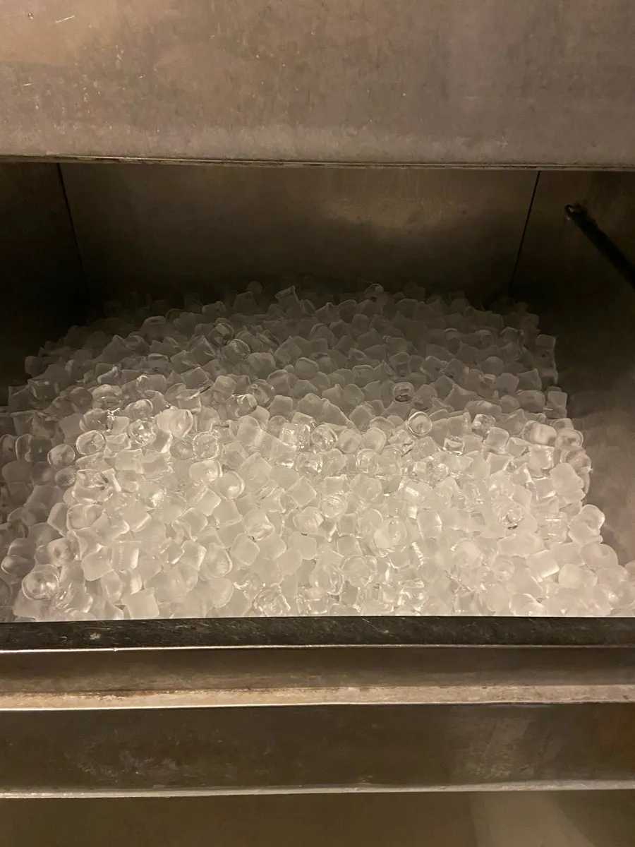 Brema ice machine - Image 2