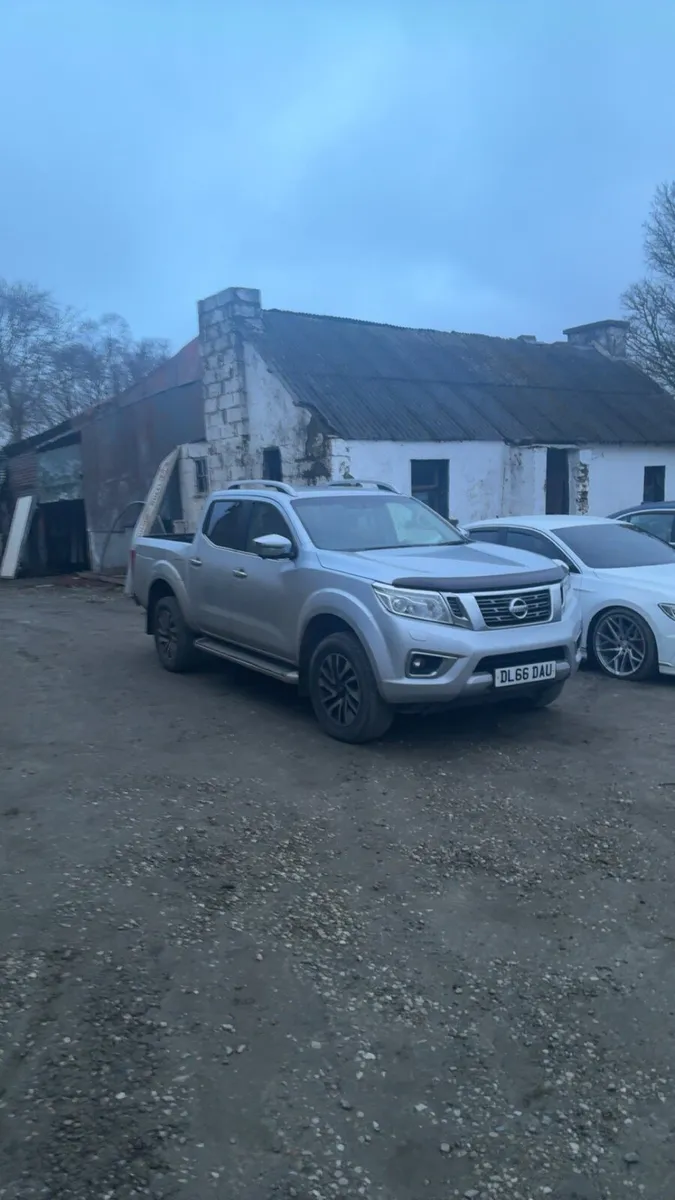 2016 Nissan navara - Image 1