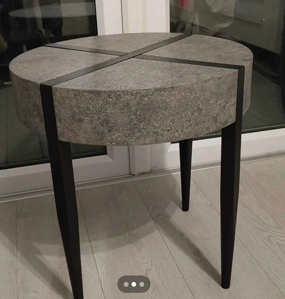 Side table - Image 1