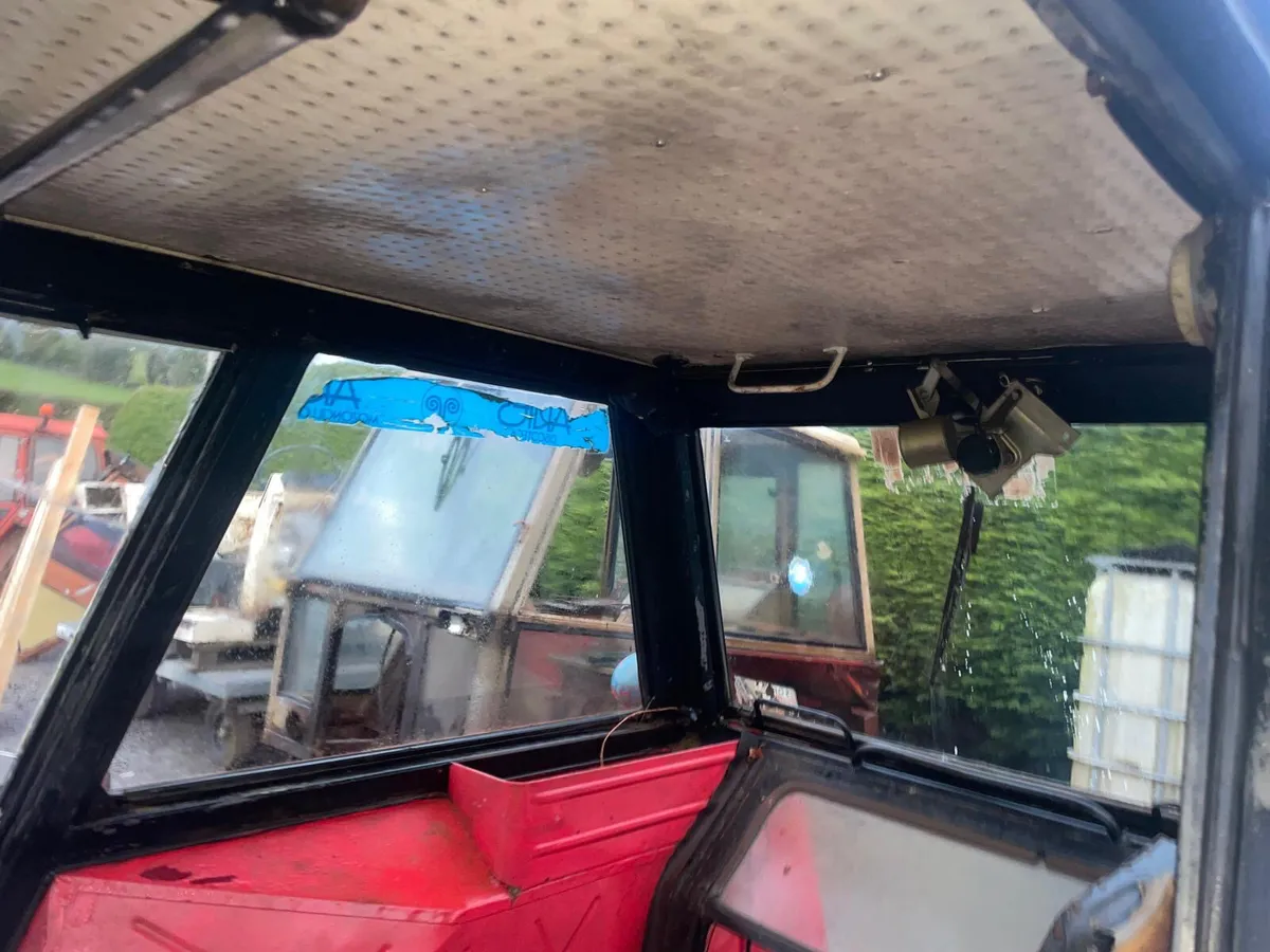 Ursus 385 Cab - Image 4