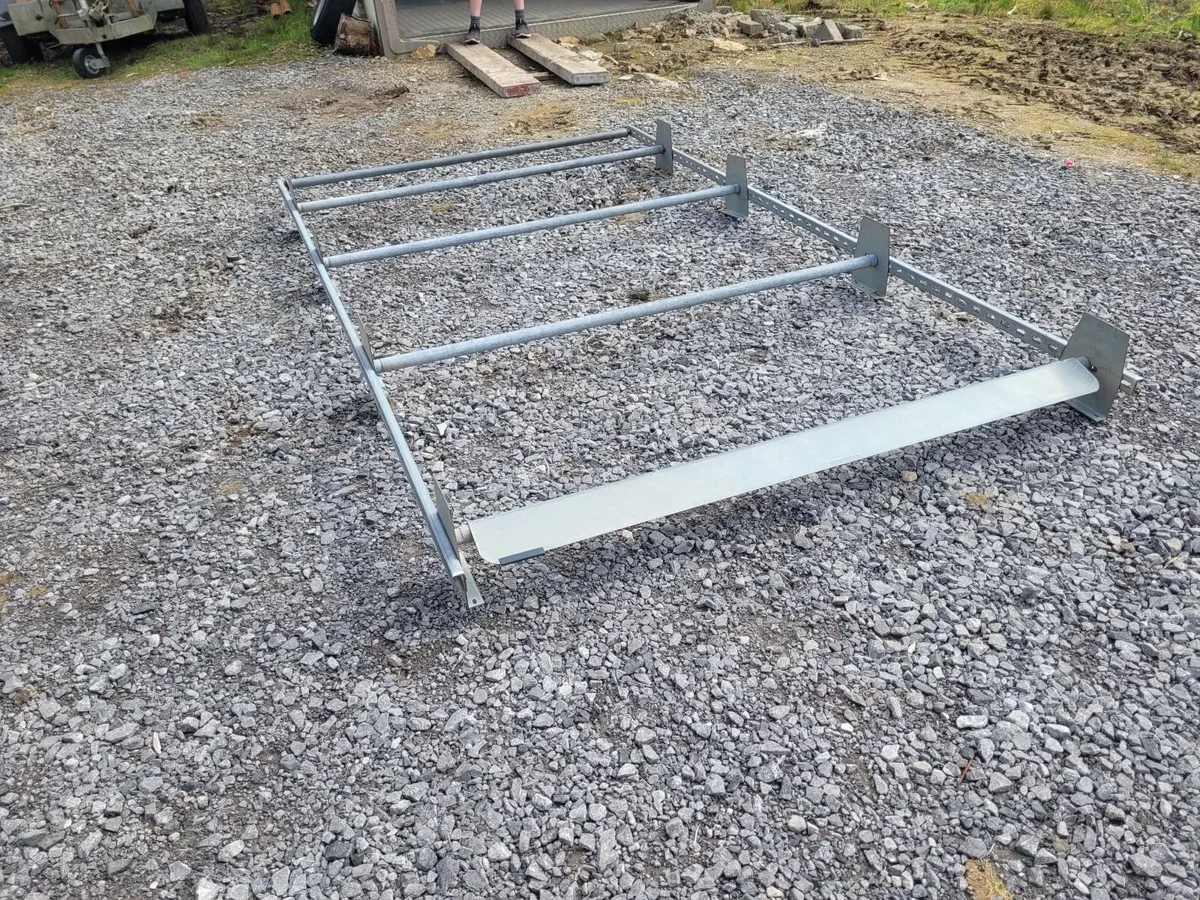 Renault Trafic roof rack - Image 1