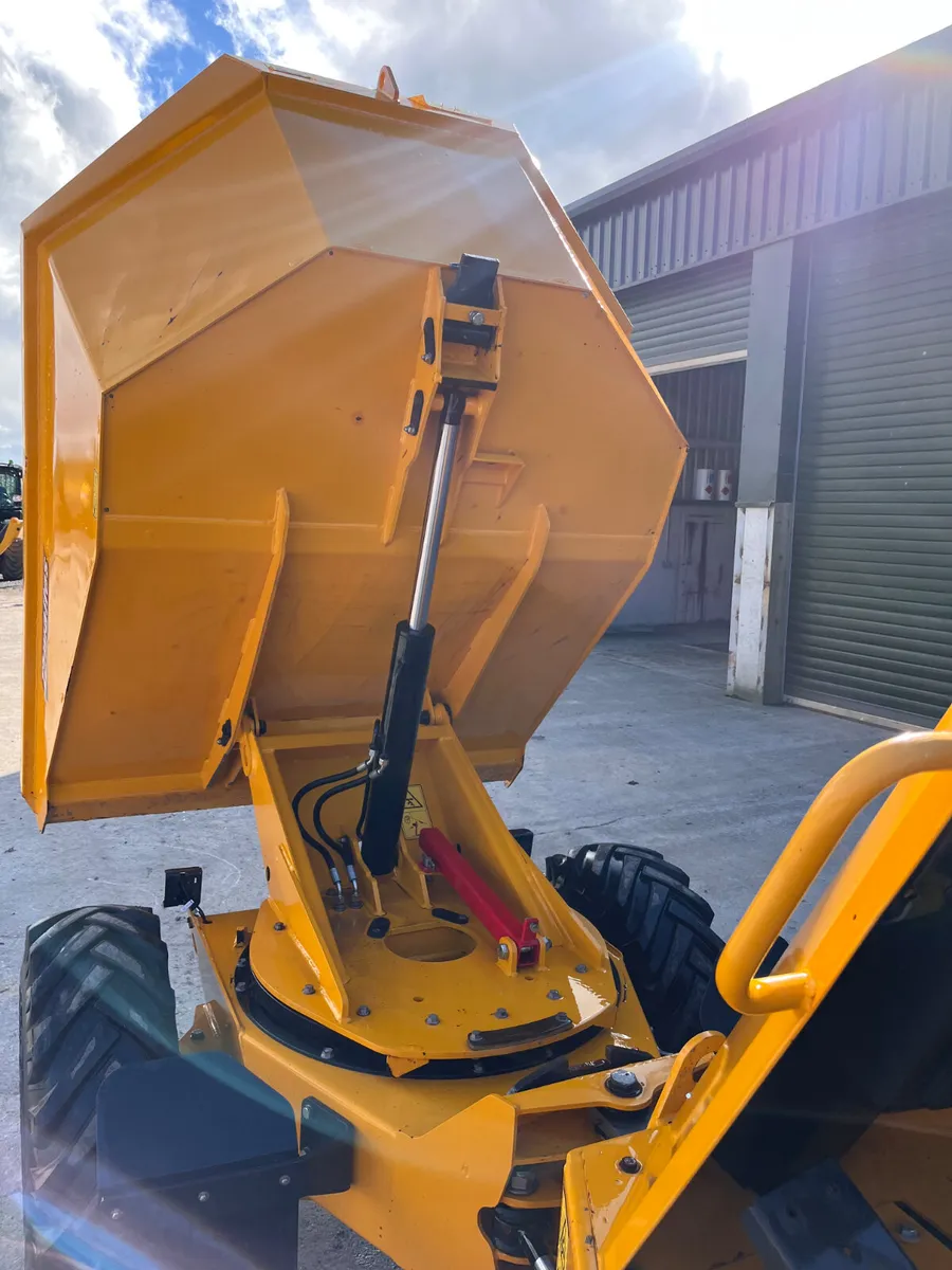 Thwaites 3Tonne Swival Dumper - Image 4
