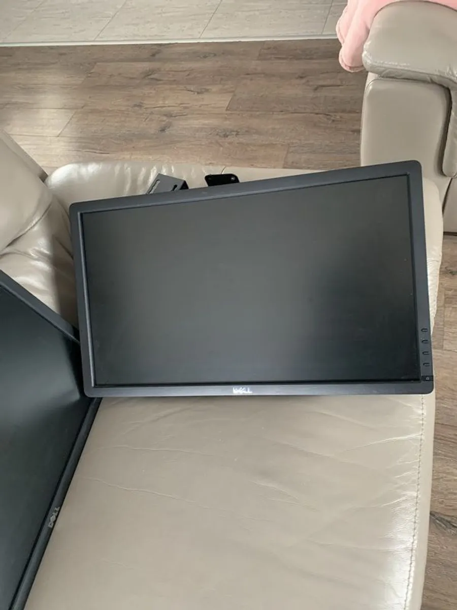 Dell  Monitors - Model P2212Hb - Image 2