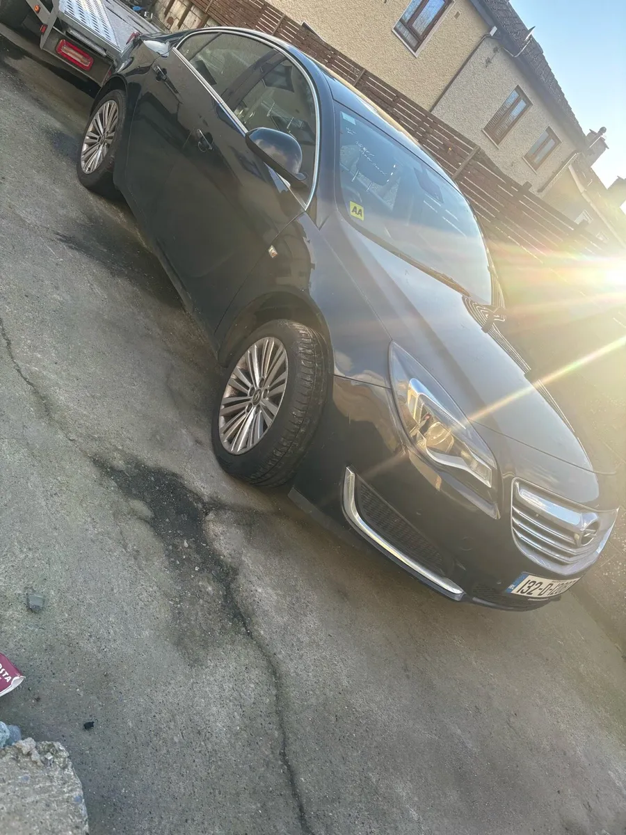 2013 Opel insignia for breaking - Image 1