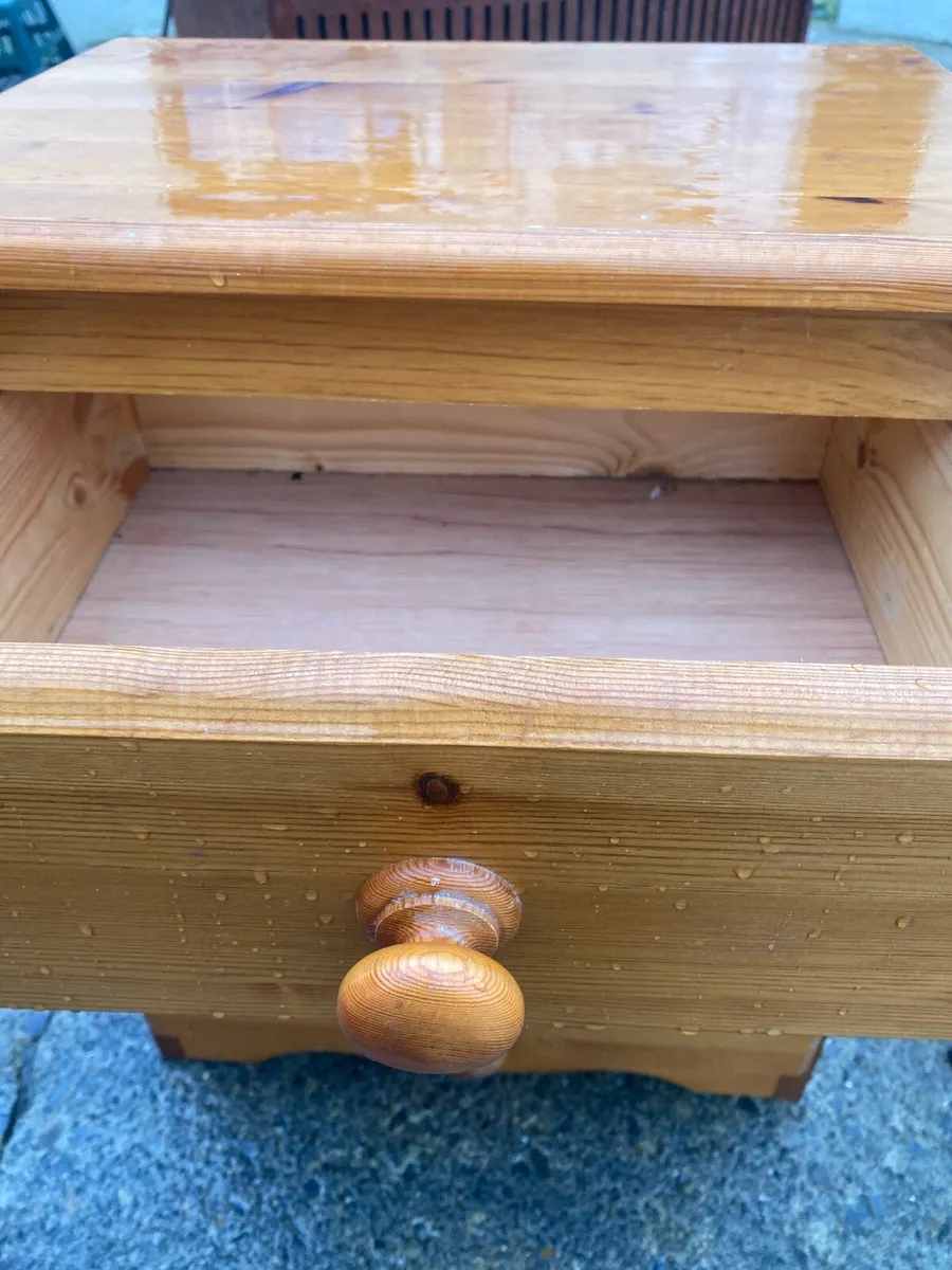 Pine three drawer lockers - Image 2