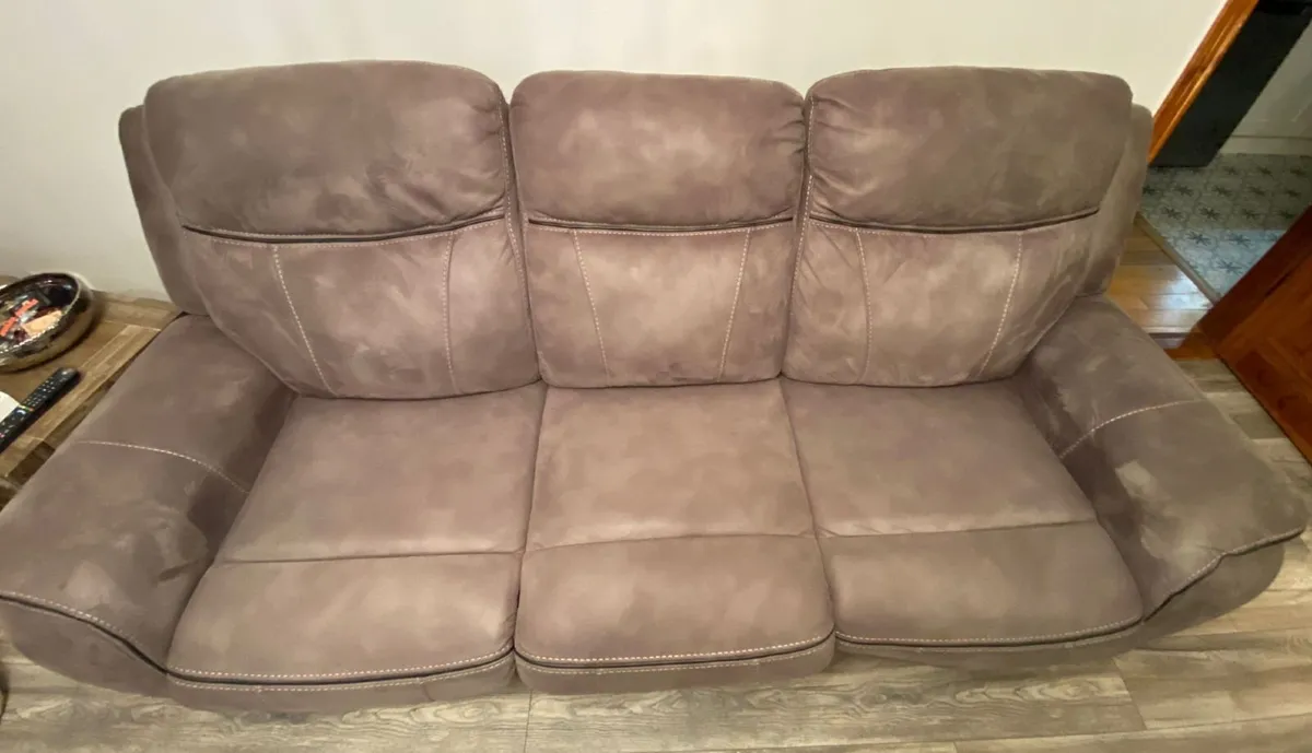 Recliner 3 seater sofa - Image 3