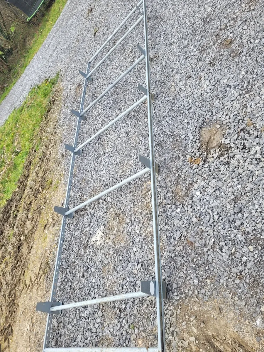 Renault master roof rack - Image 1