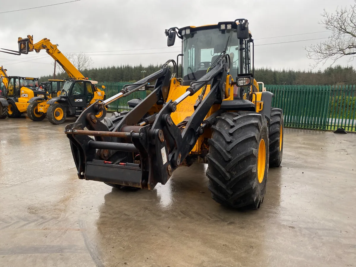 JCB 437 2020 (18138) - Image 1