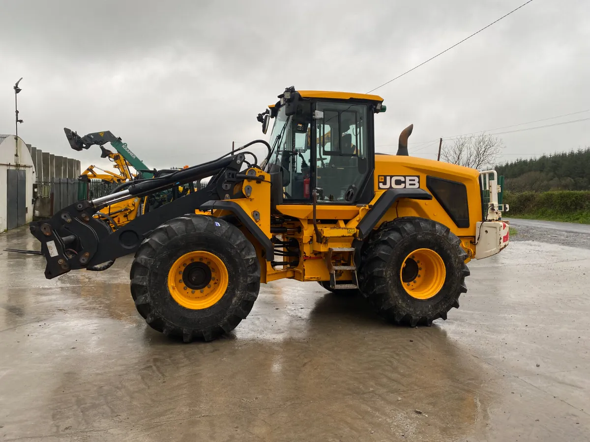 JCB 437 2020 (18138) - Image 2
