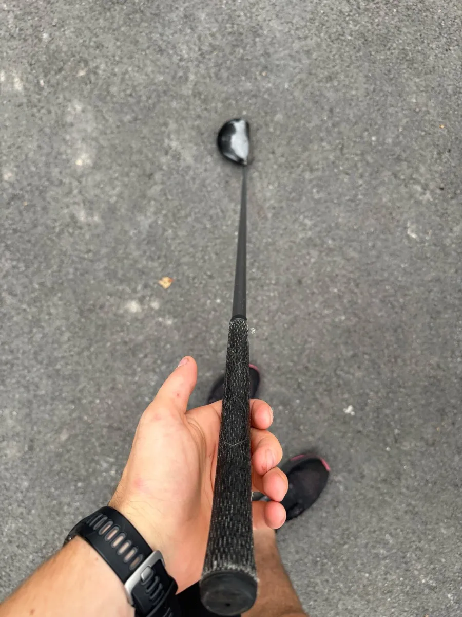 Left handed driver - Image 3