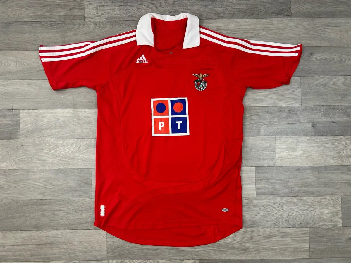 Genuine Vintage 2007 Benfica Lisbon Home Jersey - Image 1