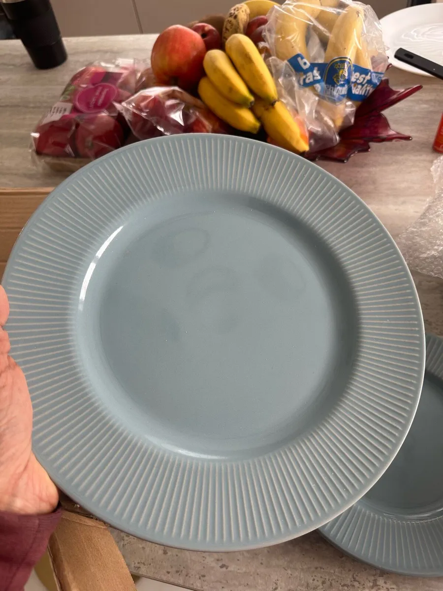 Dinner Set - Image 4