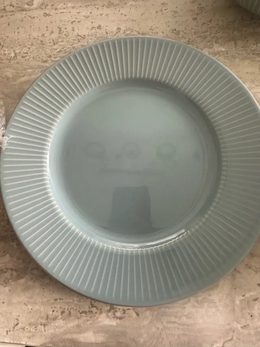 Dinner Set - Image 3