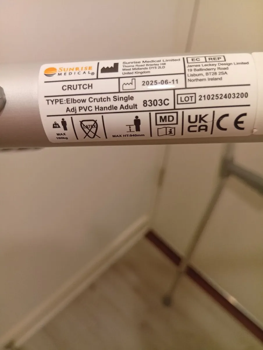 Brand New Adjustable crutches pair - Image 4