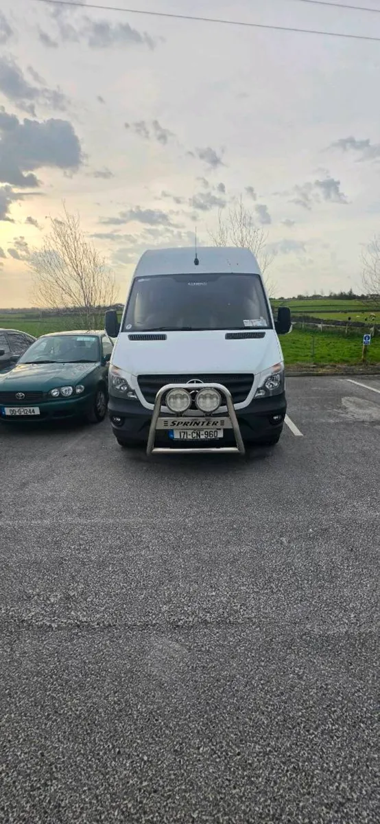 Sprinter Crew Cab - Image 2