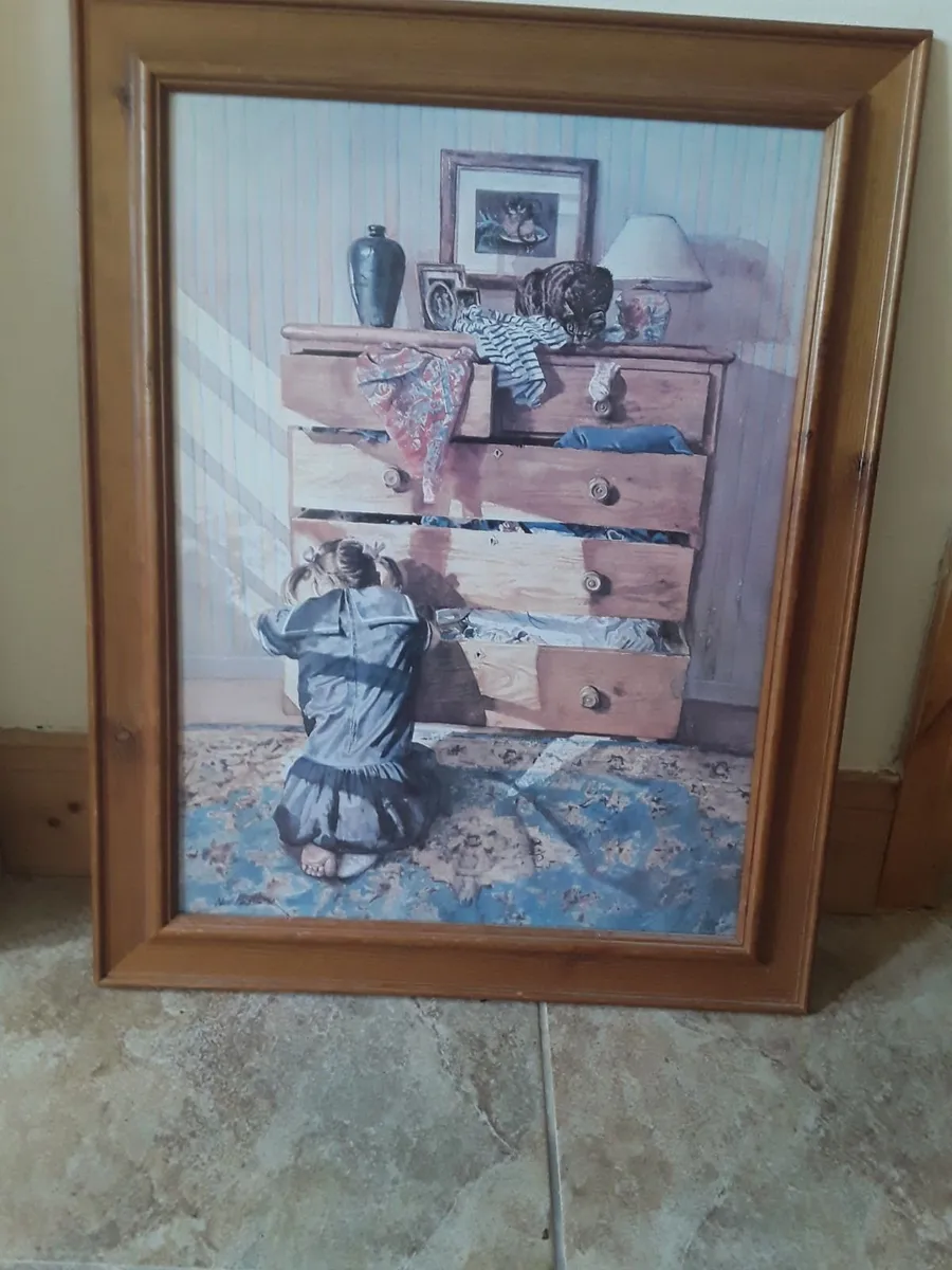 Lovely large picture titled the missing sock - Image 1