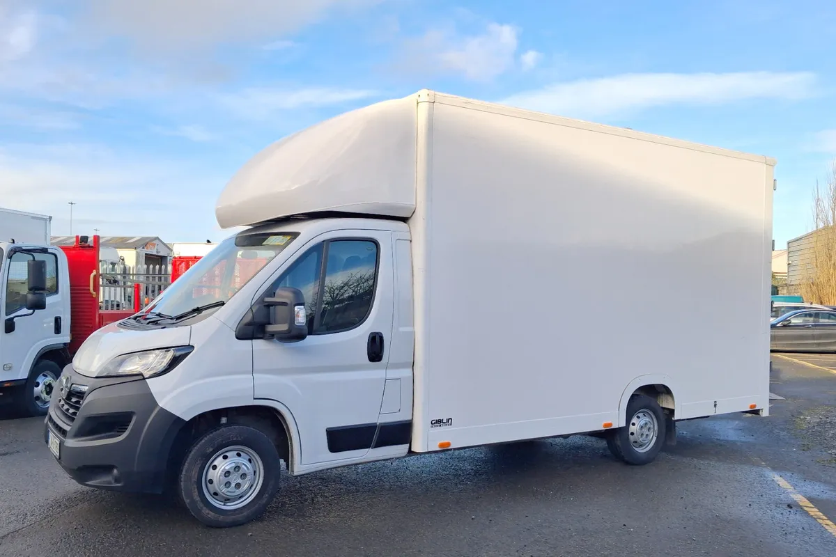 Citroen Low Floor HUGE Volume Luton - Image 1