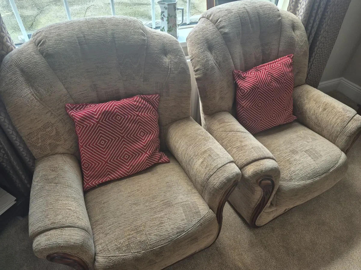 Armchair x 2 - Image 3