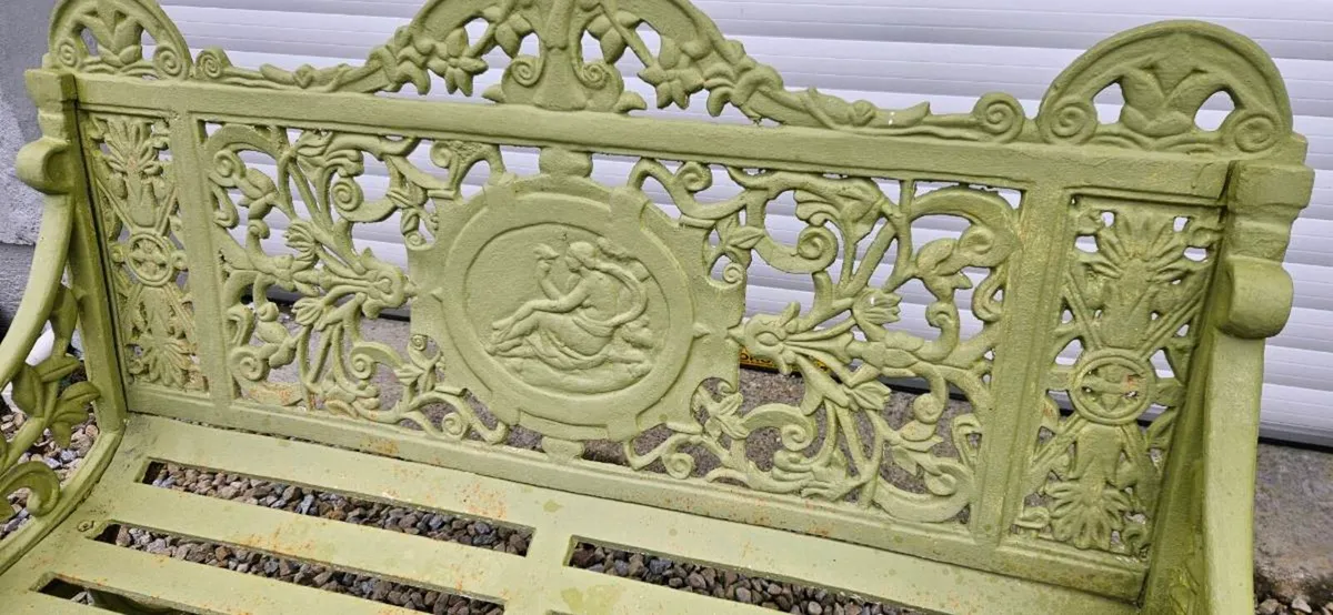 CAST IRON GARDEN BENCHS - Image 4