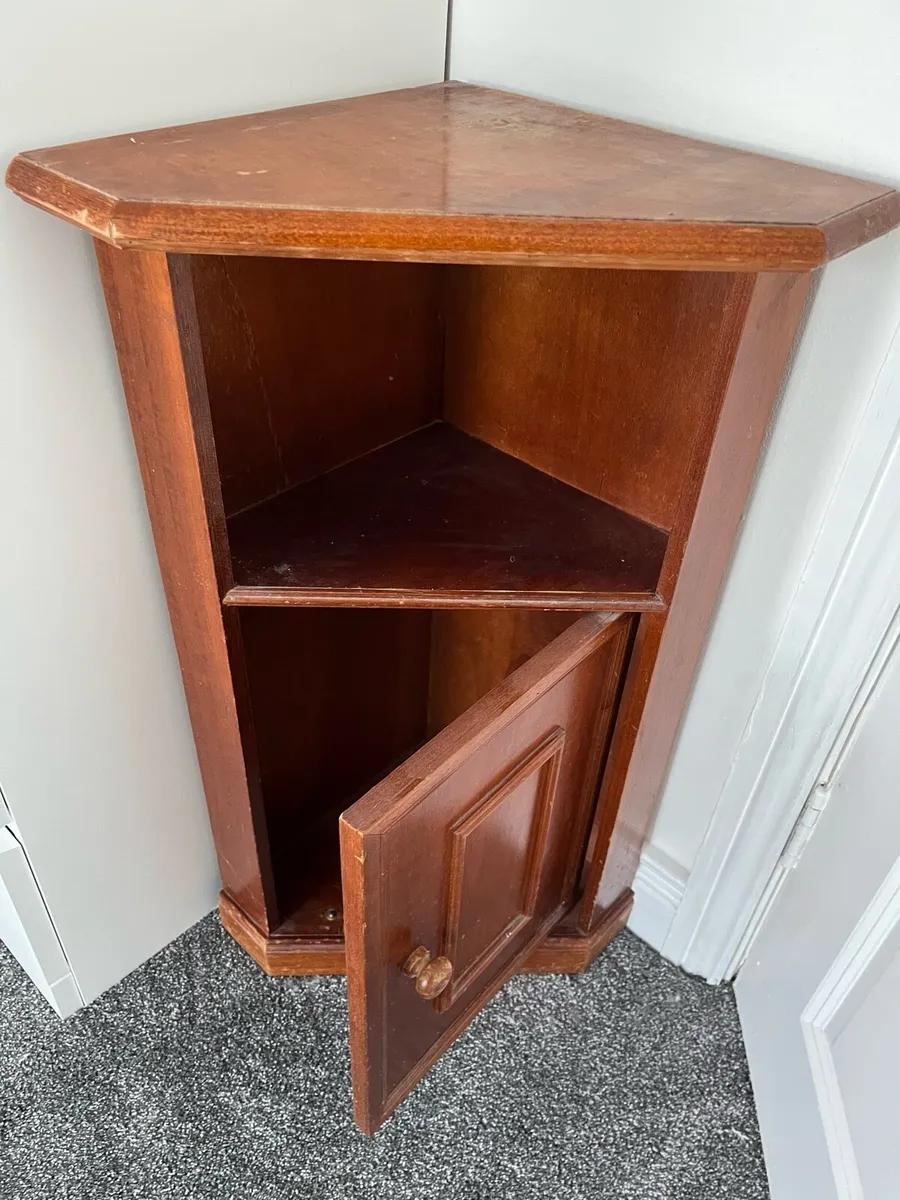 Pine corner unit - Image 1