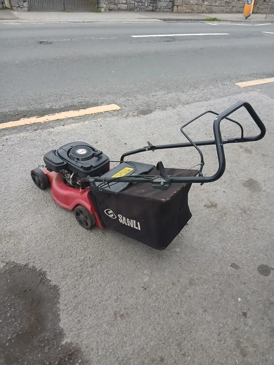 Push lawnmower working perfect priced - Image 3