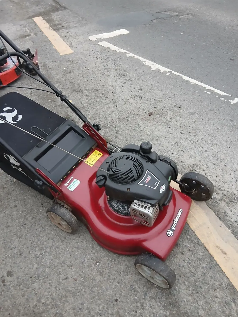 Push lawnmower working perfect priced - Image 3