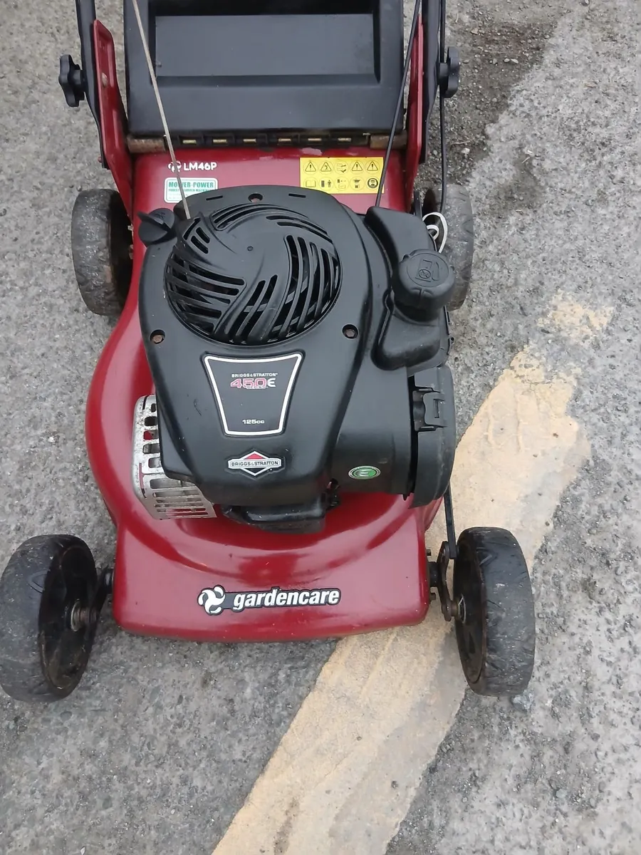 Push lawnmower working perfect priced - Image 2