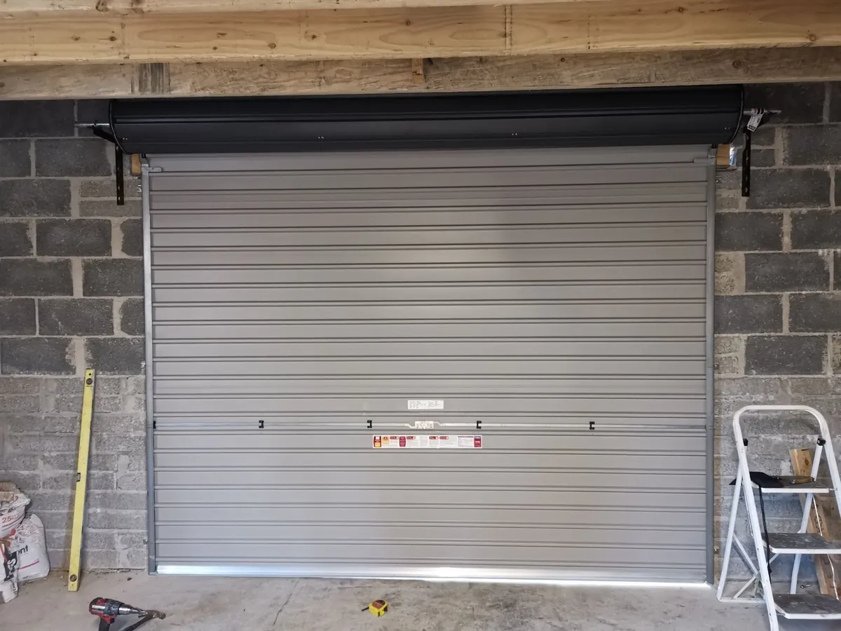 roller  door  anthracite,  8w  x  7h - Image 3