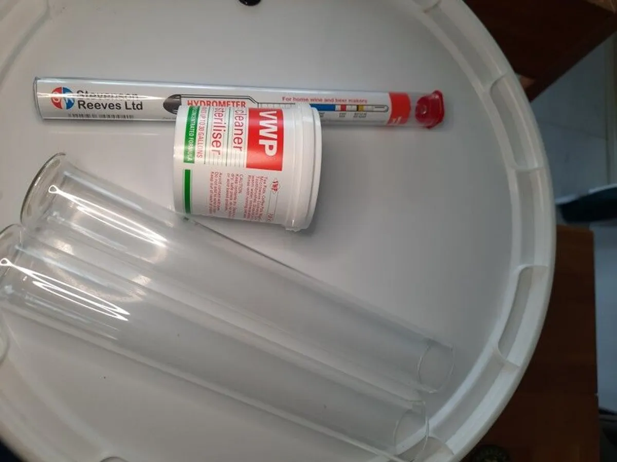 Home brewing equipment - Image 2