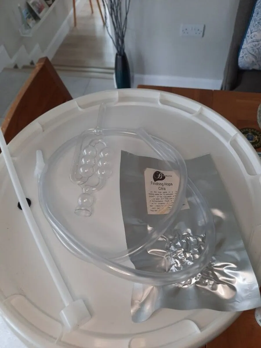 Home brewing equipment - Image 3