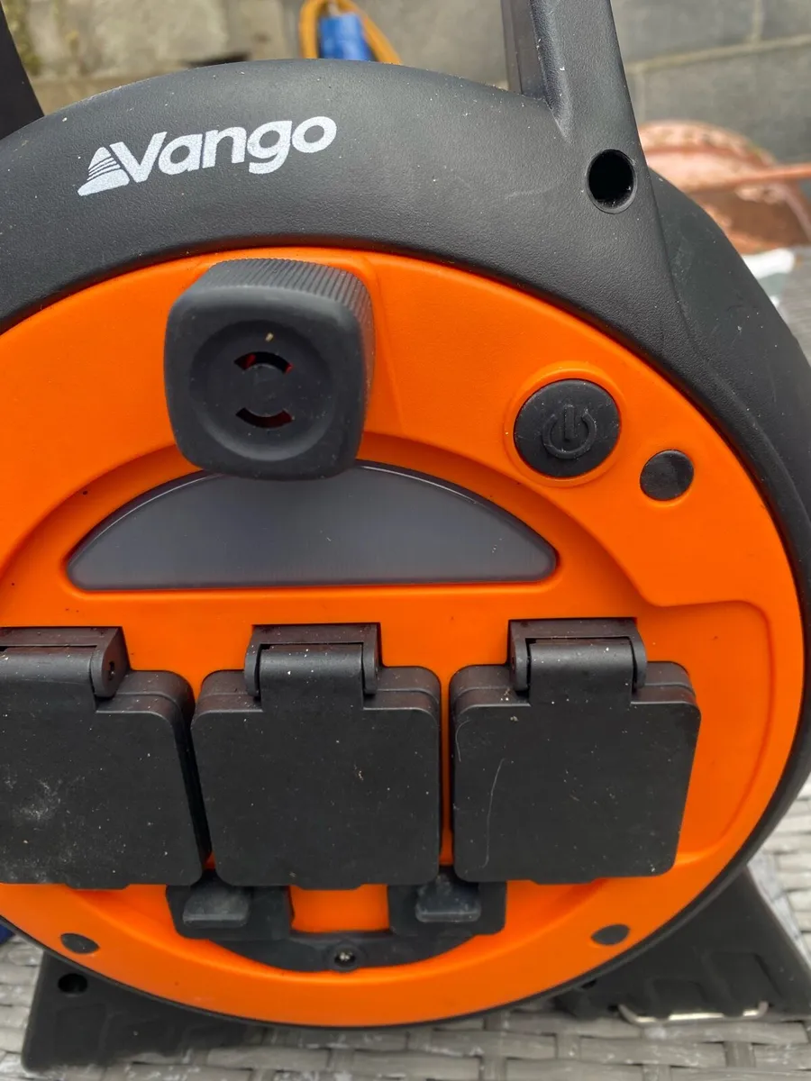 Vango Power extension lead. - Image 2