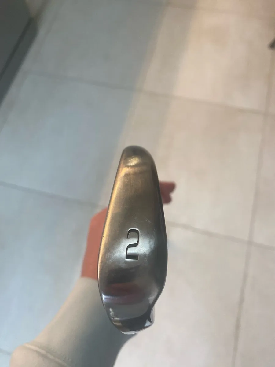 Mizuno 2 Iron - Image 2