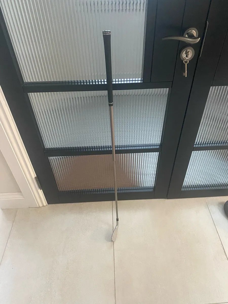 Mizuno 2 Iron - Image 4