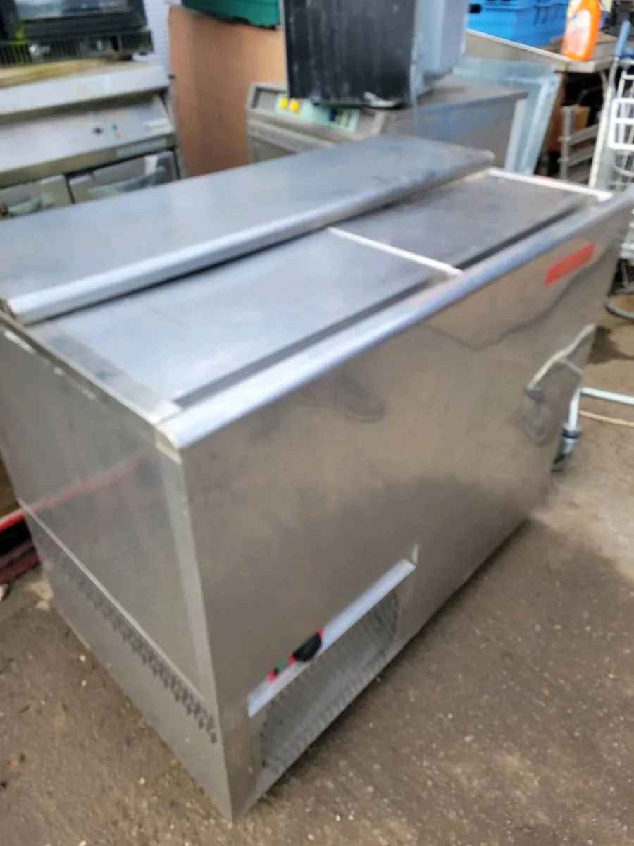 Fridge/Freezer Burgers, Drinks COMERSA - Image 1