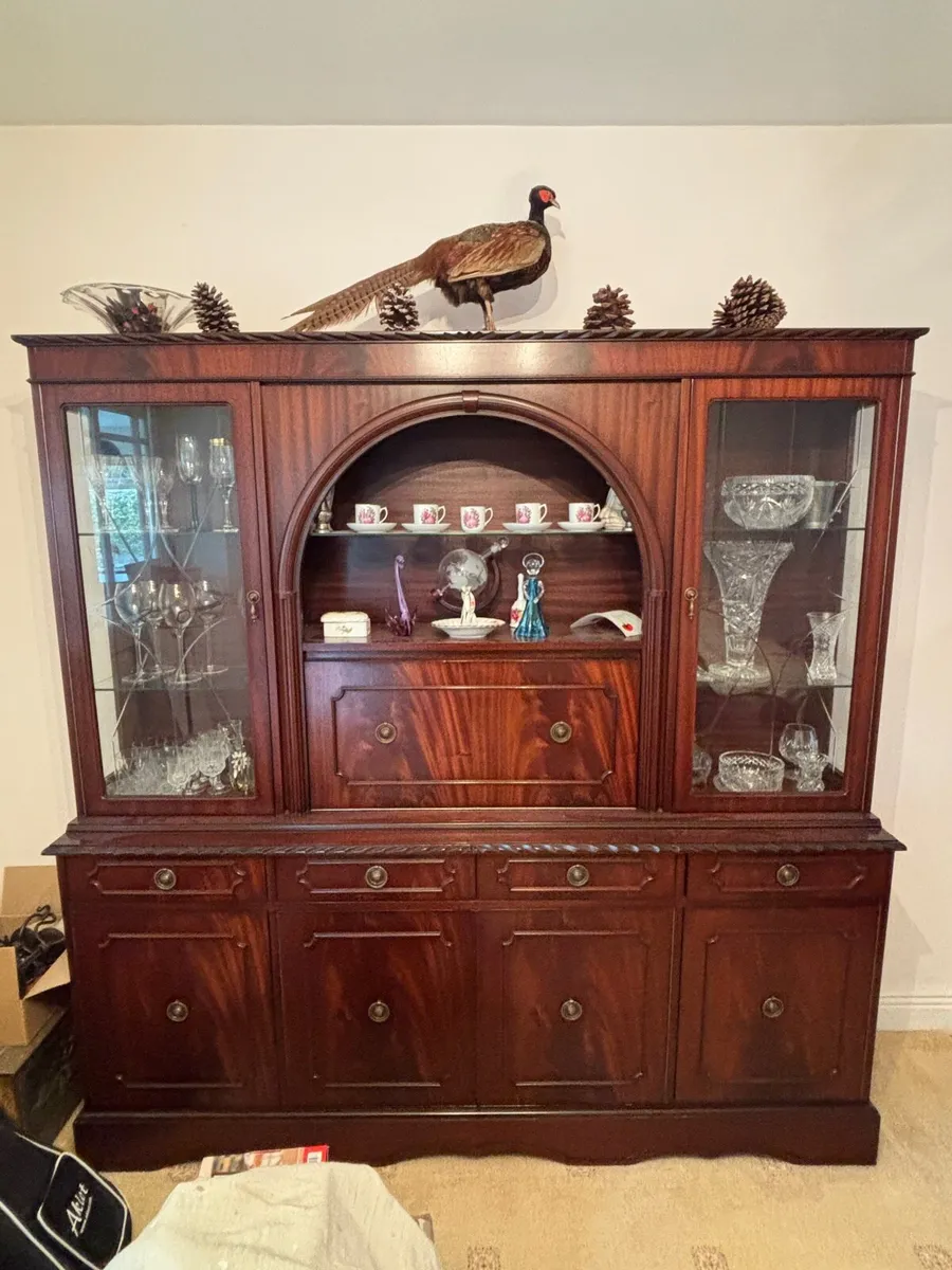 Rossmore Mahogany Cabinet